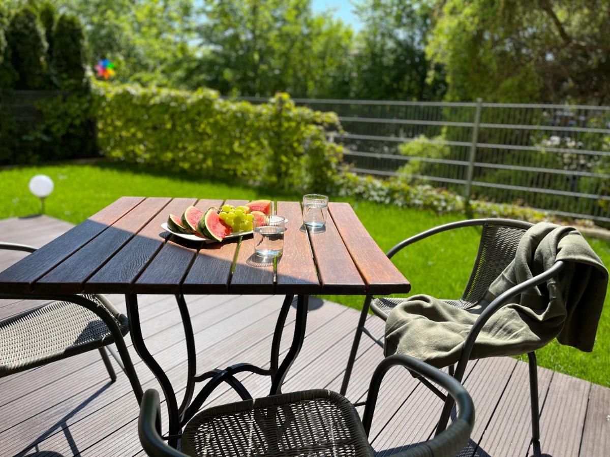 Apartament Z Garazem I Ogrodem Kołobrzeg Εξωτερικό φωτογραφία