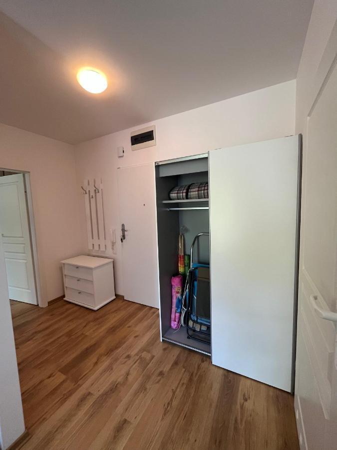 Apartament Z Garazem I Ogrodem Kołobrzeg Εξωτερικό φωτογραφία